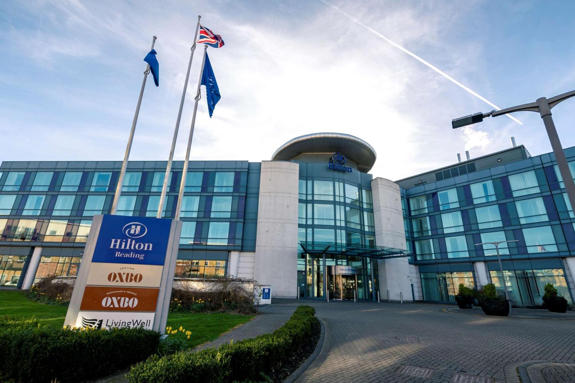 Hilton Reading Hotel Exterior photo